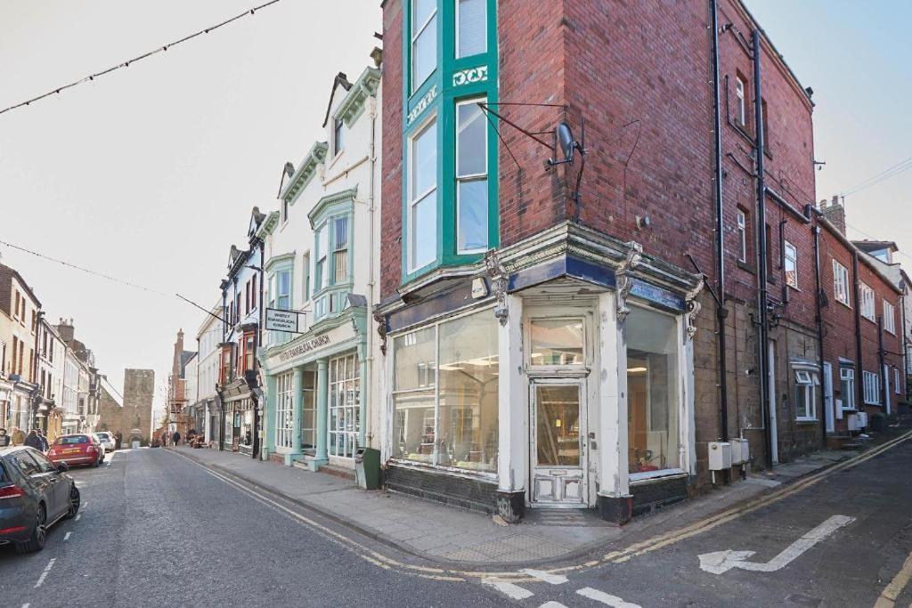 Tides Whitby Exterior foto