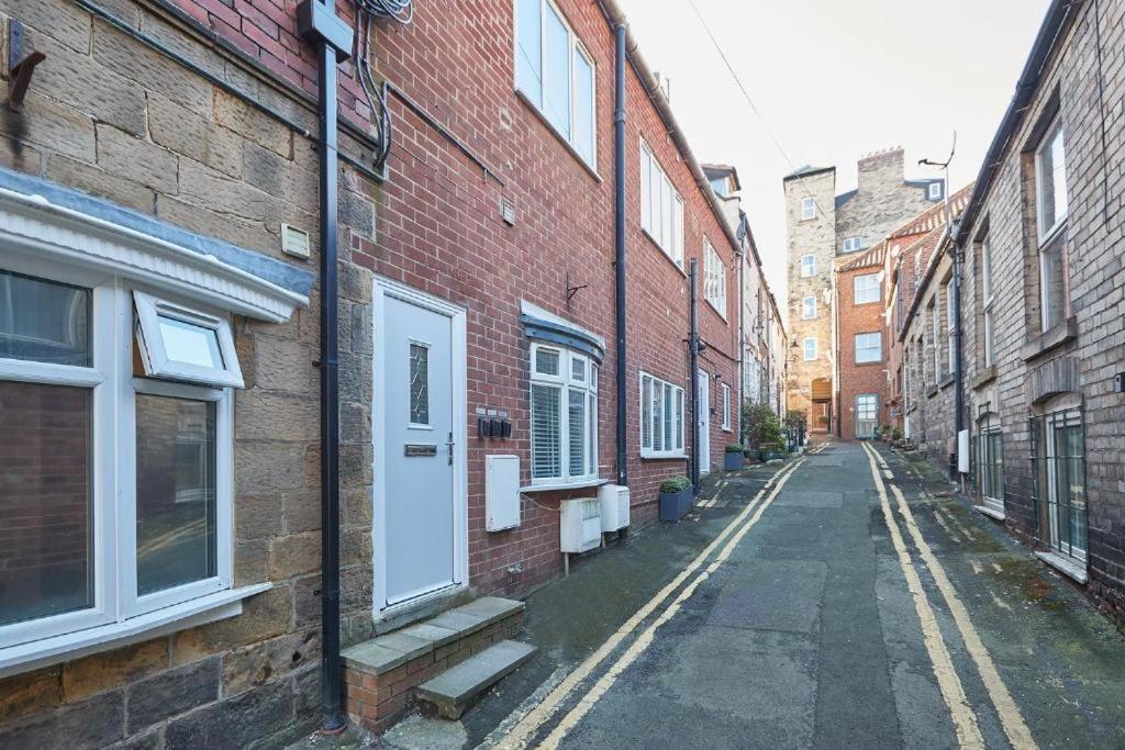 Tides Whitby Exterior foto
